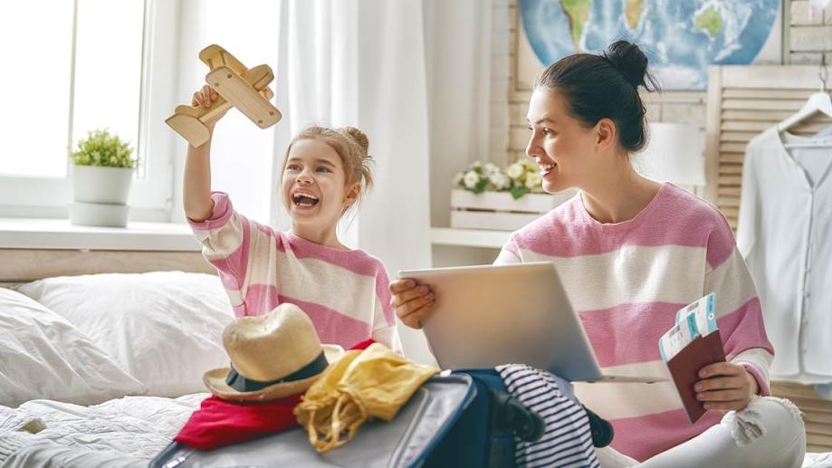 Passivakuutus turvaa koko perheen passit matkoilla